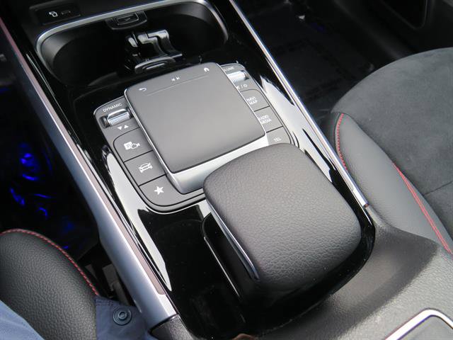 Used 2022 Mercedes-Benz EQB 350 4MATIC image 14