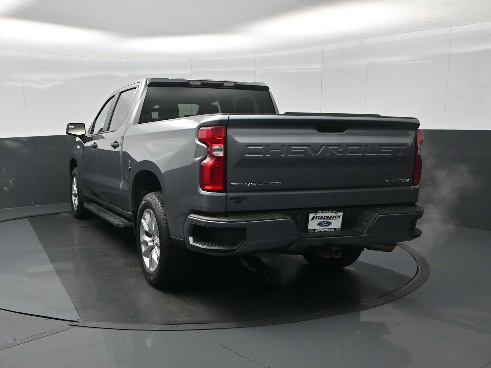 Used 2020 Chevrolet Silverado 1500 Custom w/ Custom Value Package image 7