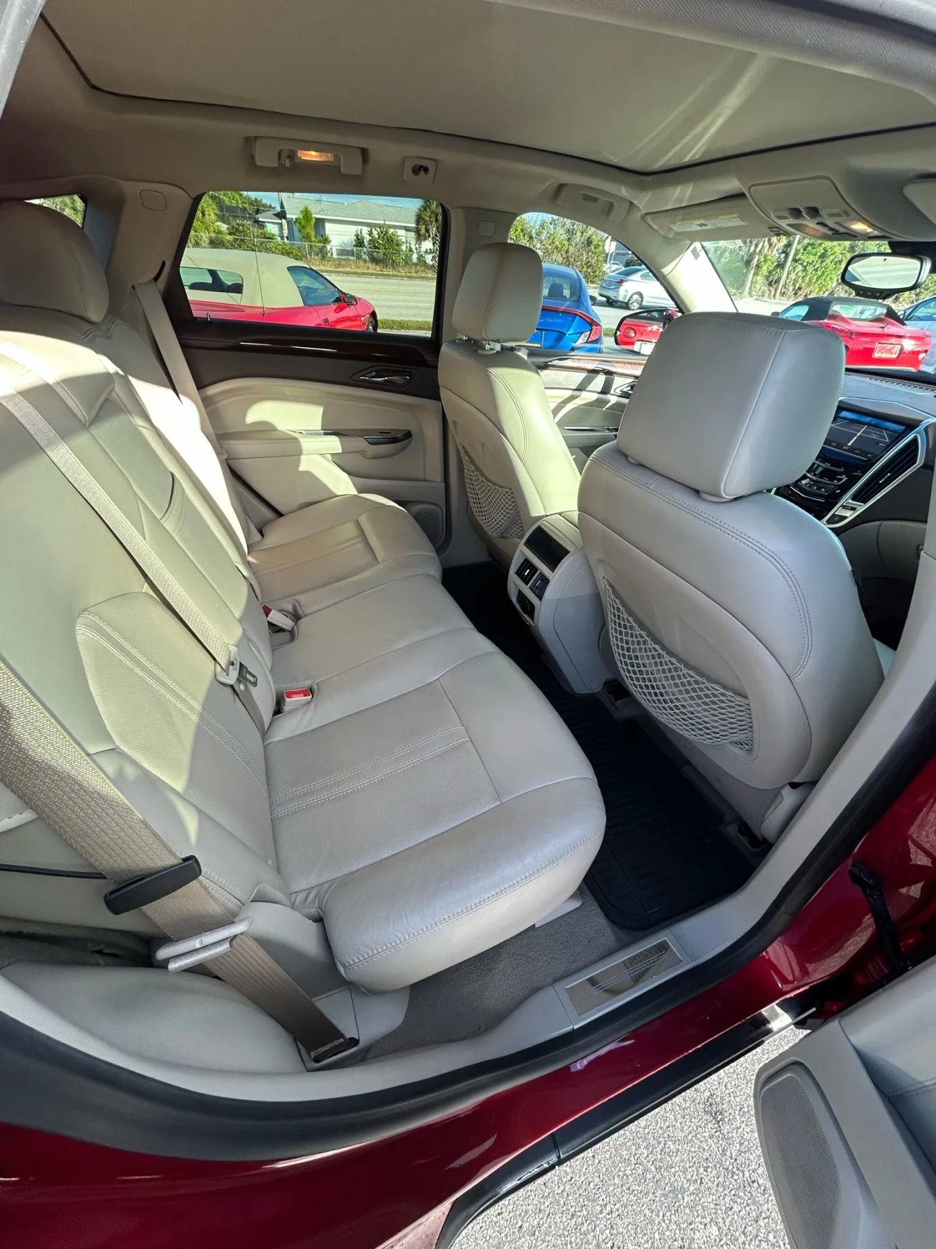 Used 2016 Cadillac SRX Luxury w/ Driver Awareness Package image 24