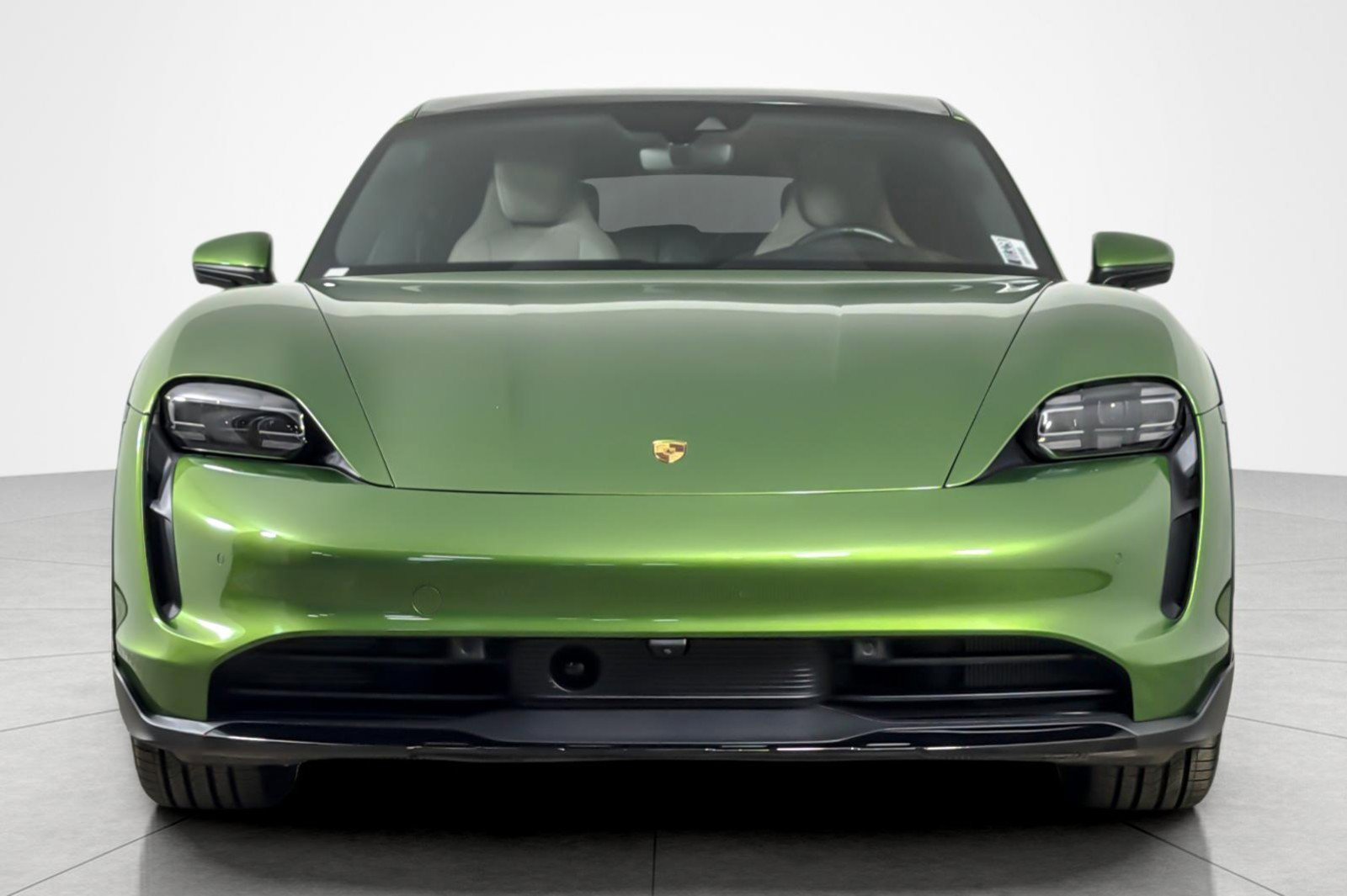 Used 2023 Porsche Taycan 4S image 8