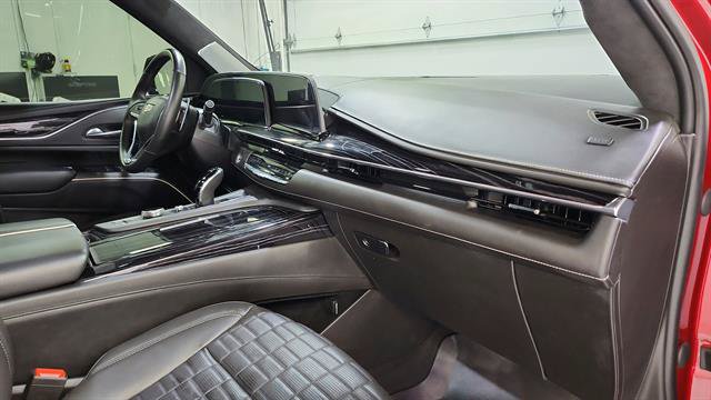 Used 2023 Cadillac Escalade V AWD/4WD image 32
