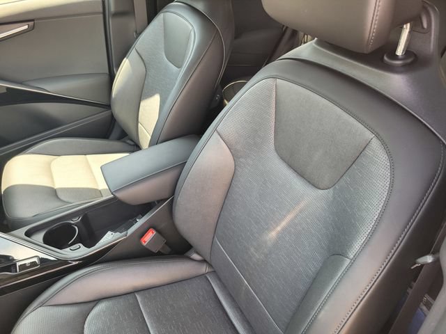 Used 2024 Kia Niro Wave w/ Wave Preserve Package FWD image 11