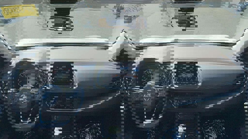 Used 2022 Nissan Rogue S image 11