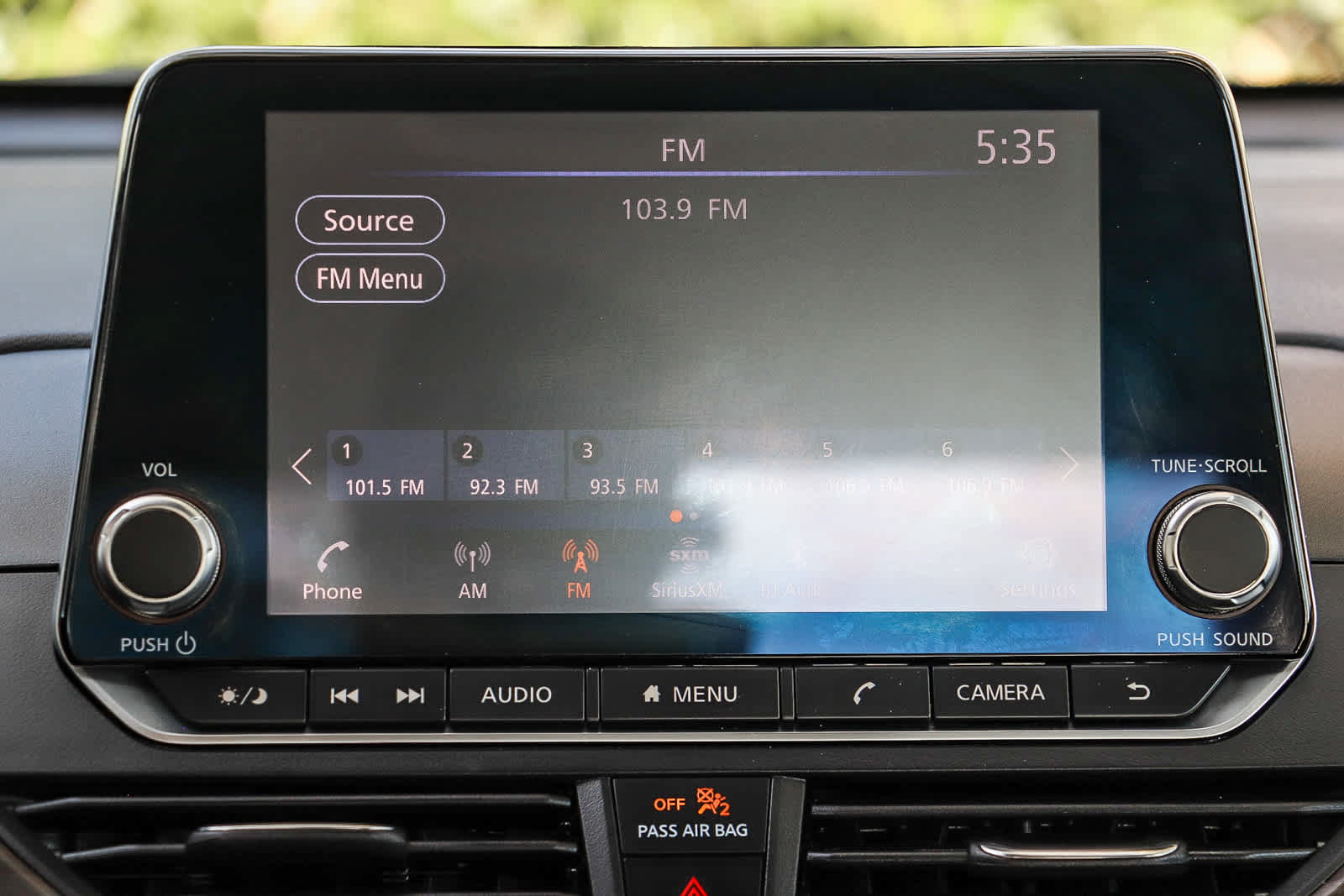 Used 2024 Nissan Altima 2.5 SV FWD image 15