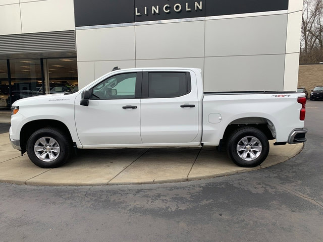 Used 2025 Chevrolet Silverado 1500 W/T w/ Trailering Package image 2