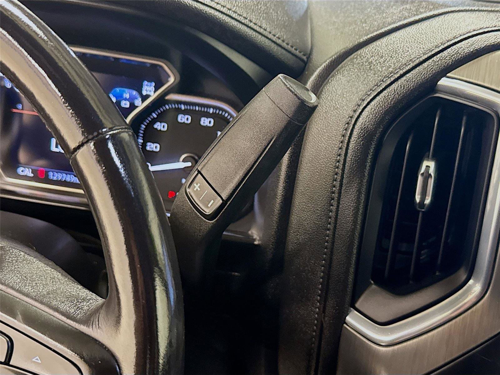 Used 2020 GMC Sierra 1500 Denali w/ Denali Ultimate Package AWD/4WD image 17