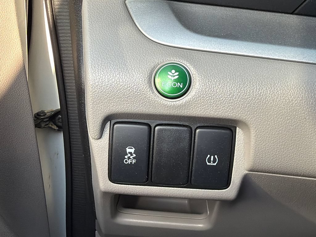 Used 2014 Honda CR-V LX image 29