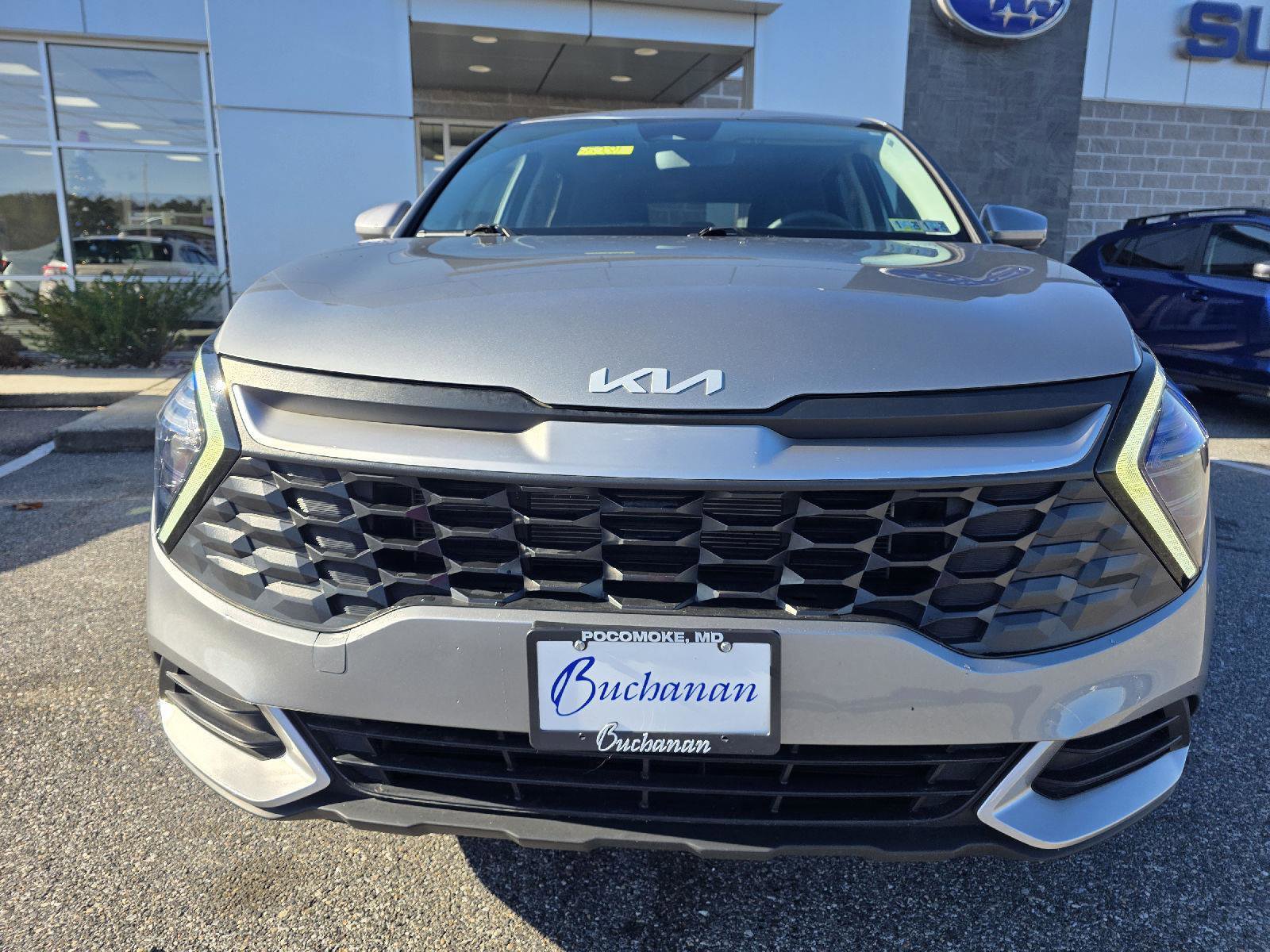 Used 2024 Kia Sportage LX image 2