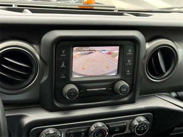 Used 2021 Jeep Wrangler Unlimited Sport image 23