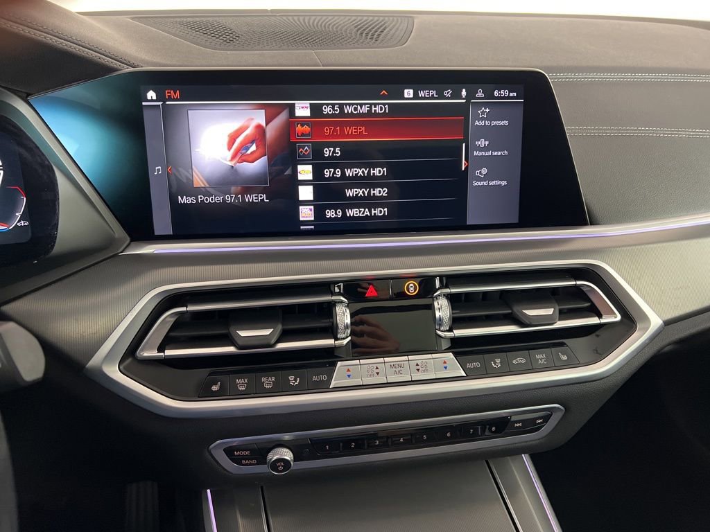 Used 2022 BMW X5 xDrive40i AWD/4WD image 17