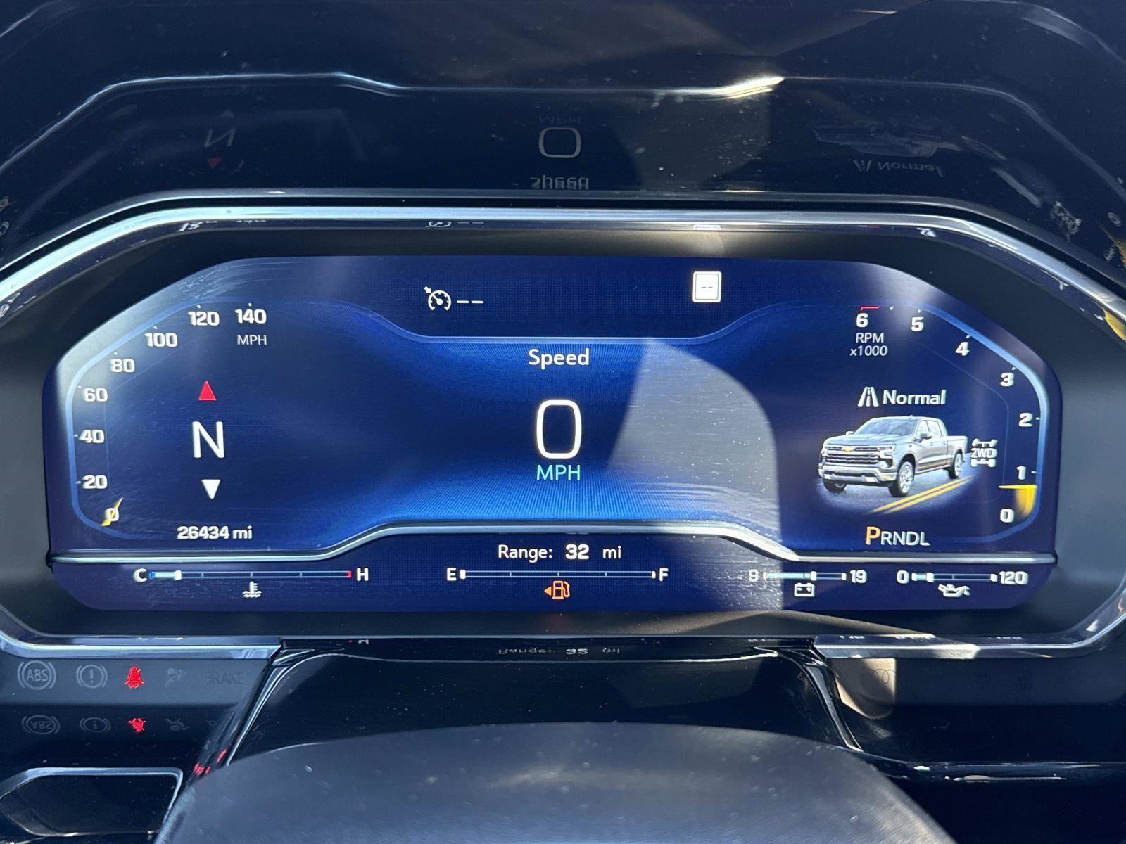 Used 2023 Chevrolet Silverado 1500 LT image 10