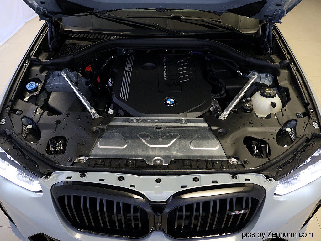 Certified 2023 BMW X4 M40i AWD/4WD image 40
