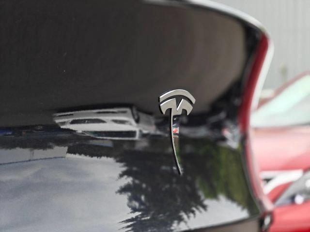 Used 2025 Tesla Model Y Long Range AWD/4WD image 10