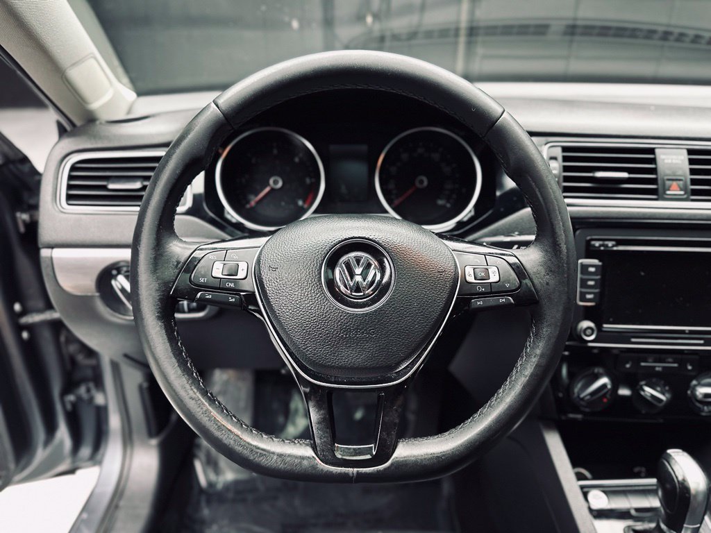 Used 2015 Volkswagen Jetta TDI SE FWD image 27