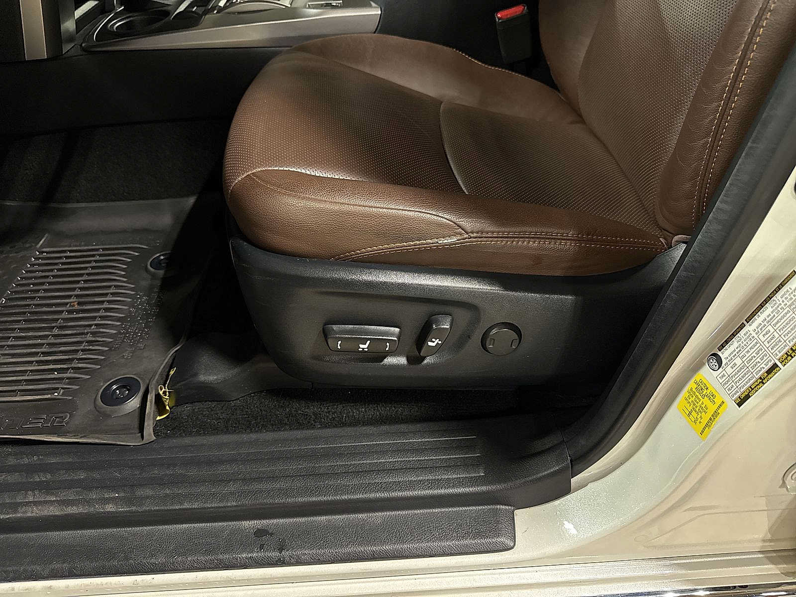 Certified 2023 Toyota 4Runner Limited AWD/4WD image 25