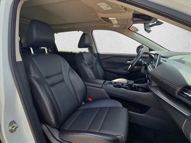 Used 2024 Nissan Rogue SV w/ SV Premium Package FWD image 19