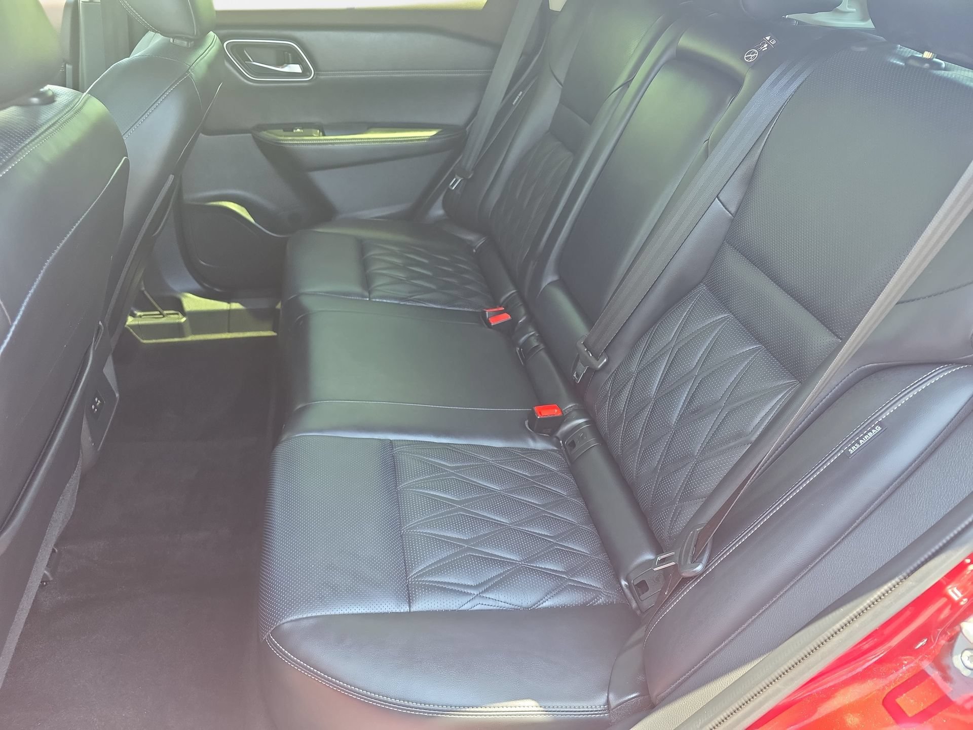 Used 2023 Nissan Rogue Platinum FWD image 14
