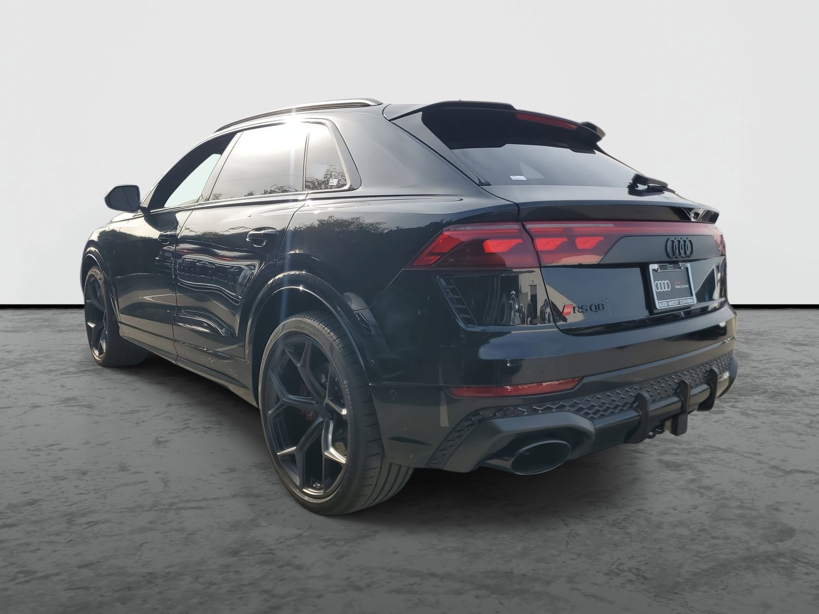 New 2026 Audi RS Q8 performance image 3