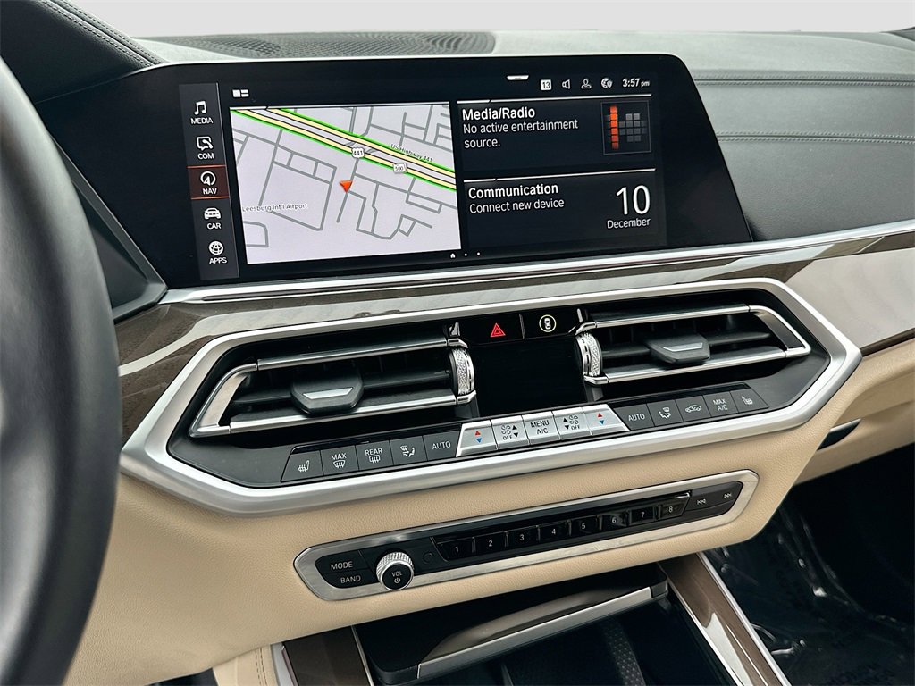 Used 2022 BMW X5 sDrive40i w/ Climate Comfort Package image 15