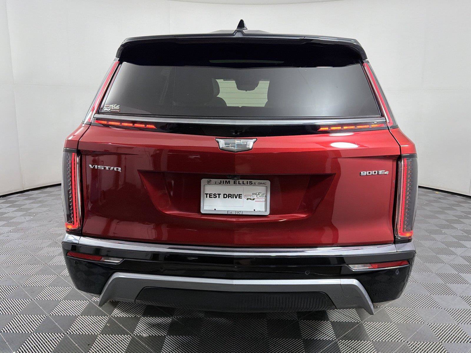 Used 2026 Cadillac Vistiq Sport AWD/4WD image 5