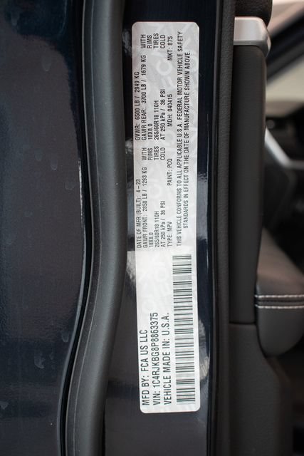 Used 2023 Jeep Grand Cherokee L Limited w/ Luxury Tech Group II AWD/4WD image 34