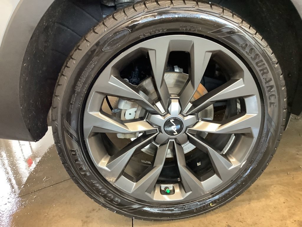 Certified 2023 Kia Sorento X-Line EX AWD/4WD image 33