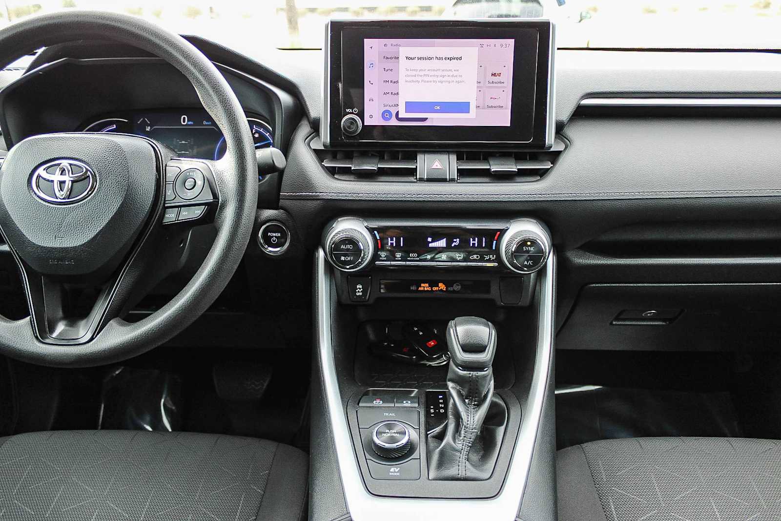 Used 2023 Toyota RAV4 XLE image 13