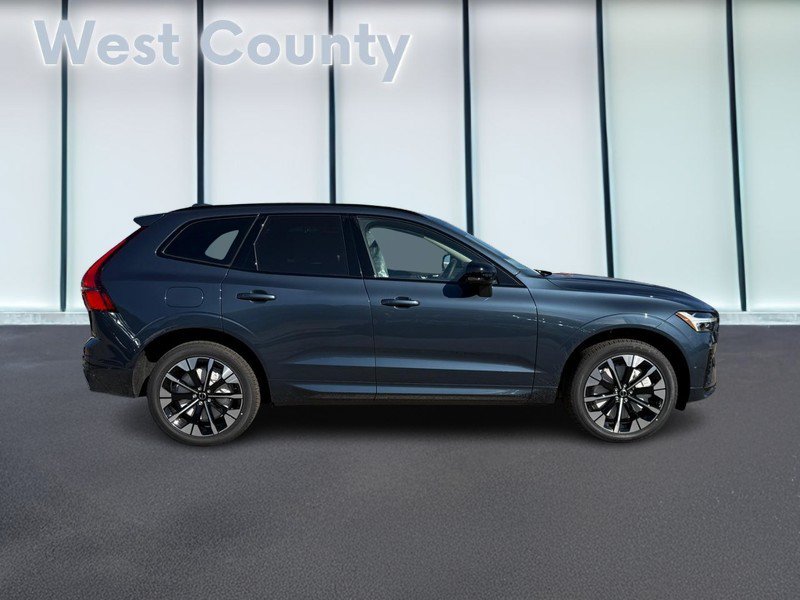 New 2027 Volvo XC60 T8 Plus AWD/4WD image 2