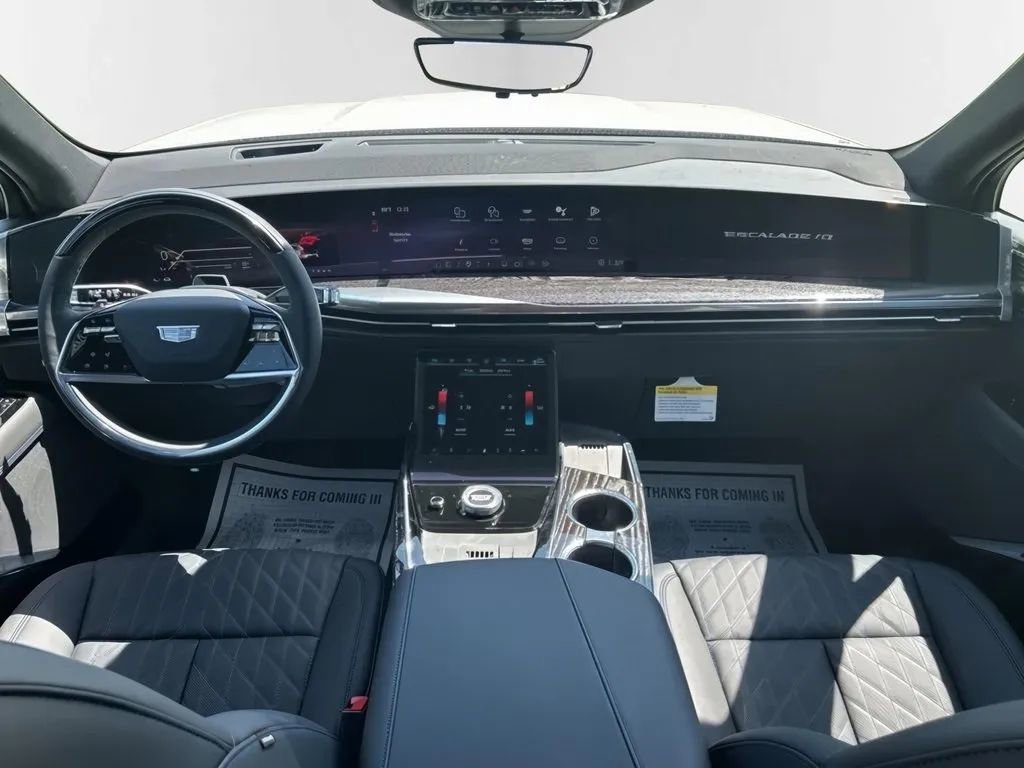 New 2025 Cadillac Escalade IQ Luxury 1 image 29