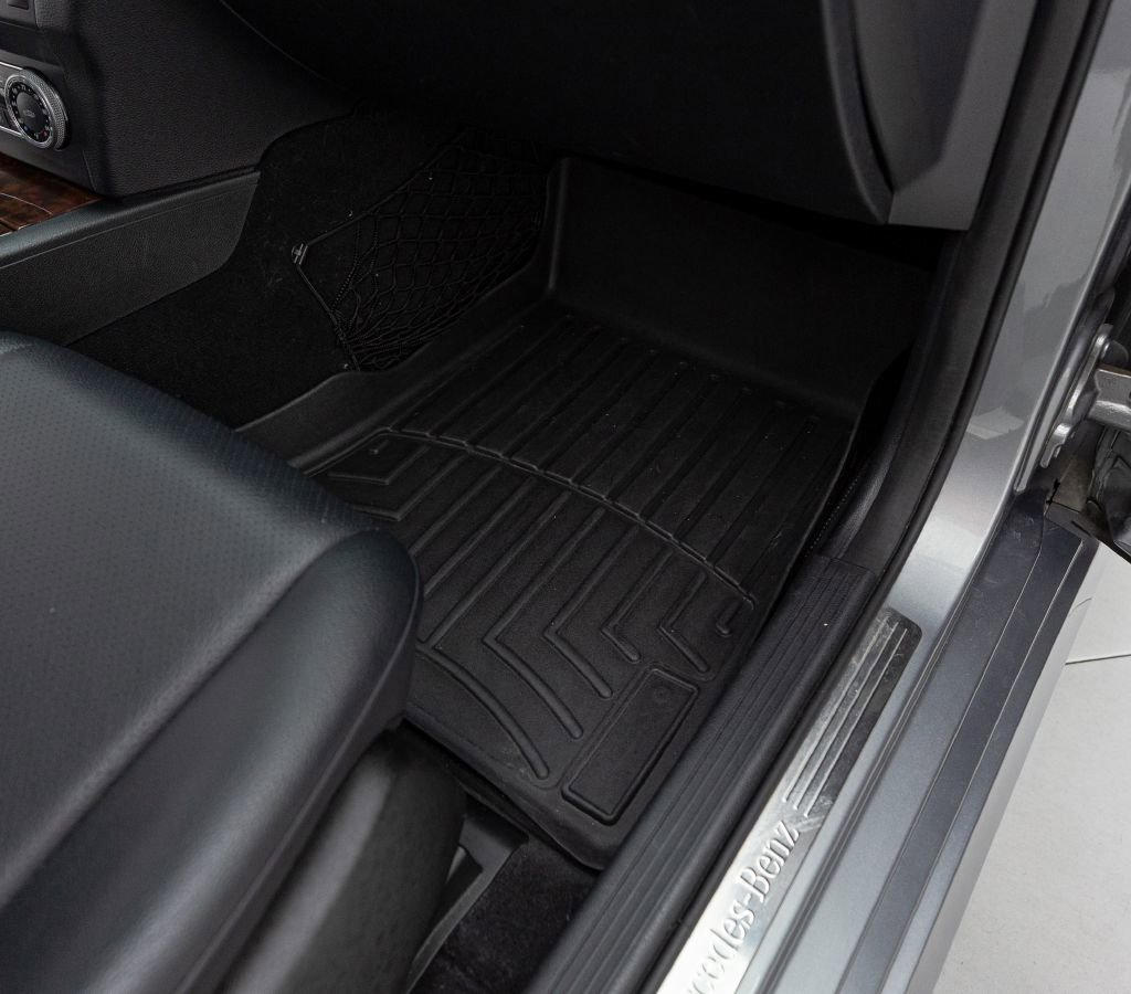 Used 2012 Mercedes-Benz GLK 350 4MATIC image 35