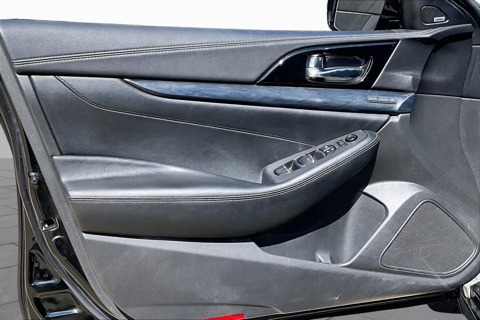 Used 2020 Nissan Maxima Platinum w/ Sport Mat Group FWD image 26
