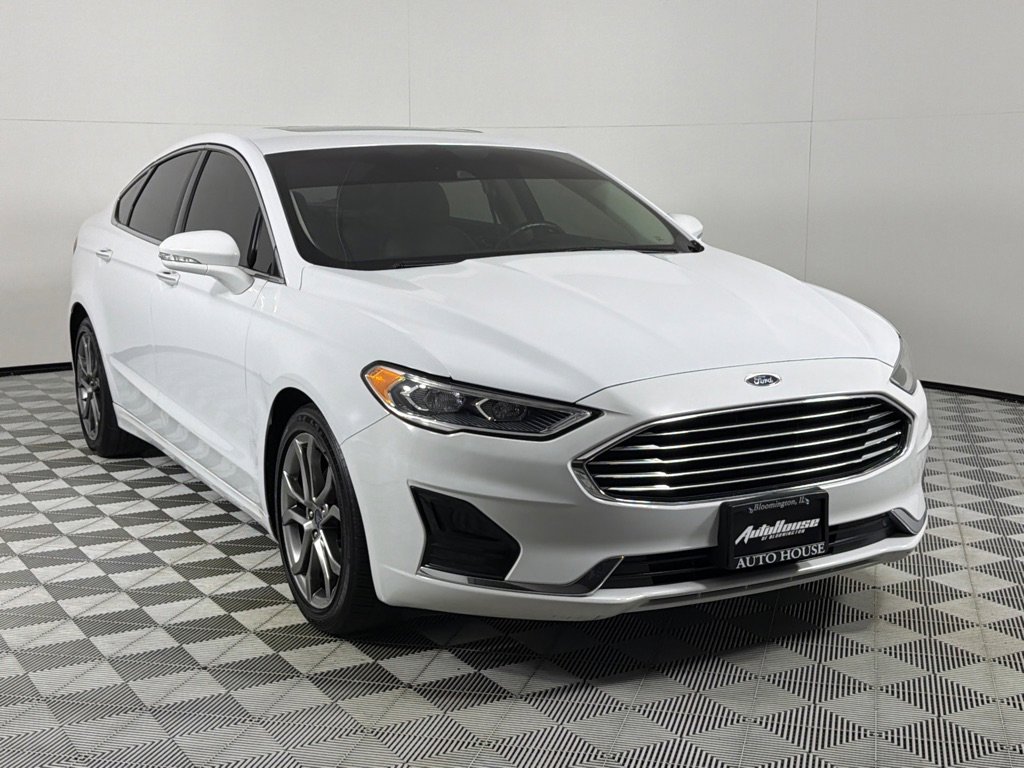 Used 2019 Ford Fusion SEL FWD image 3