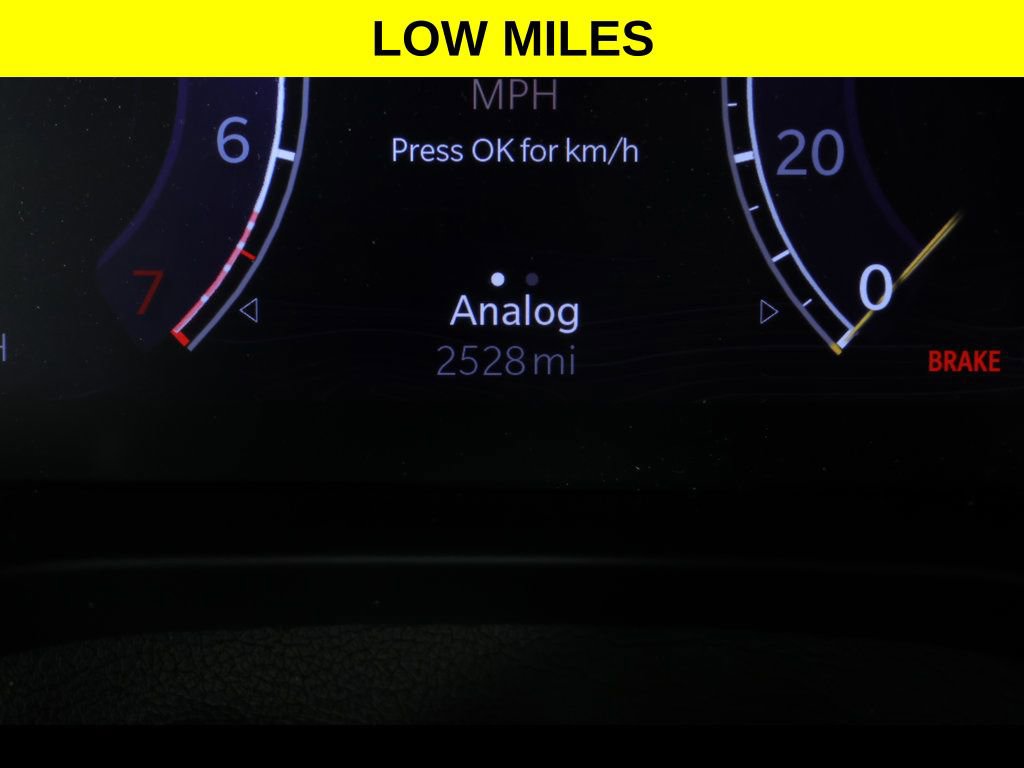 Used 2025 Jeep Grand Cherokee Laredo w/ Luxury Tech Group I image 6