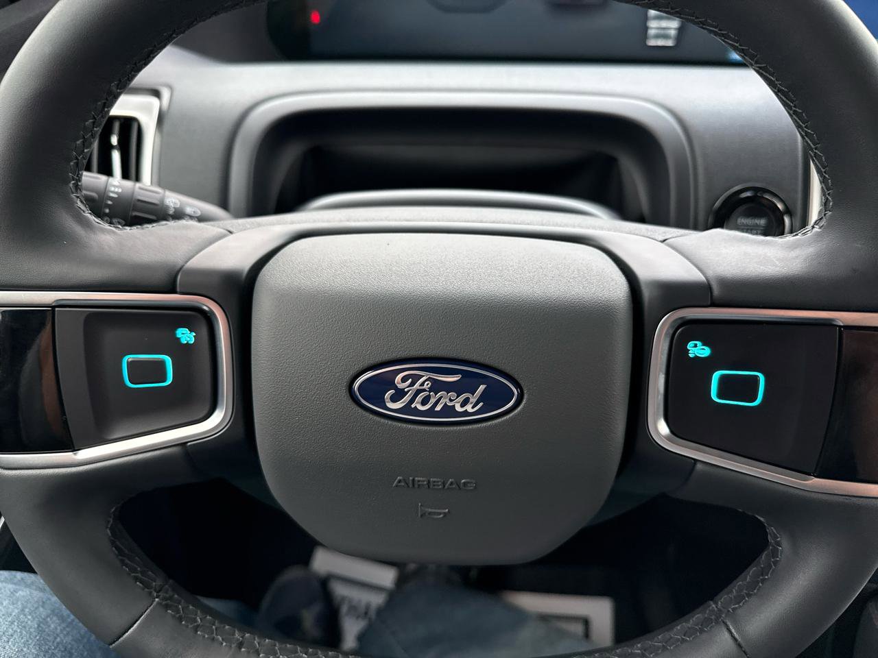 New 2025 Ford Expedition Active AWD/4WD image 36