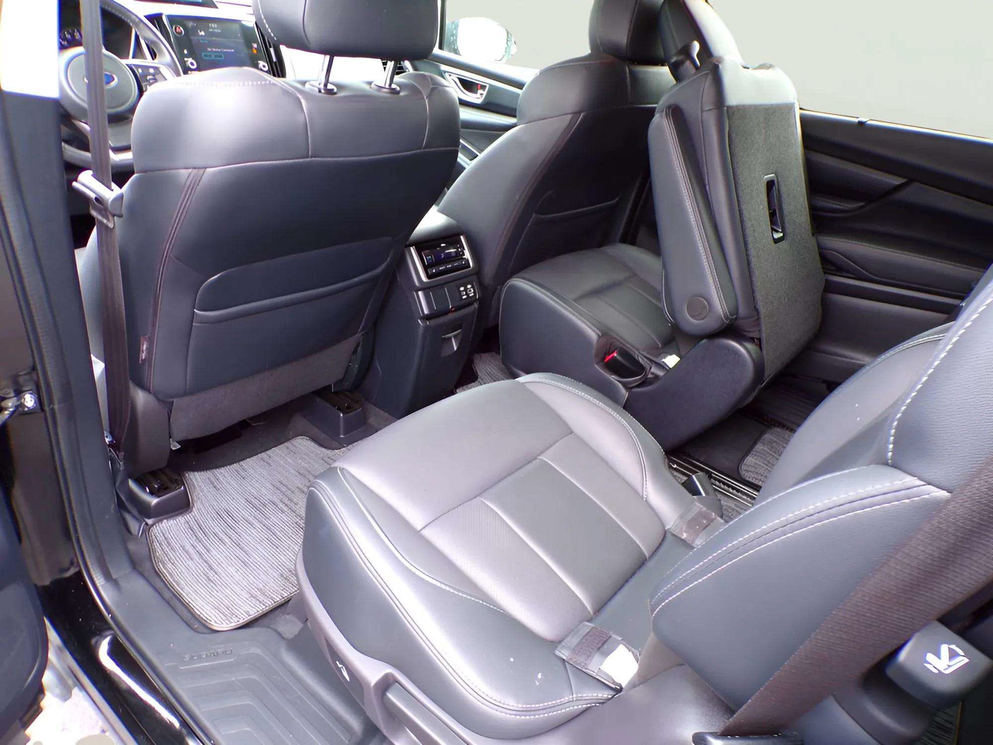 Used 2023 Subaru Ascent Limited AWD/4WD image 15