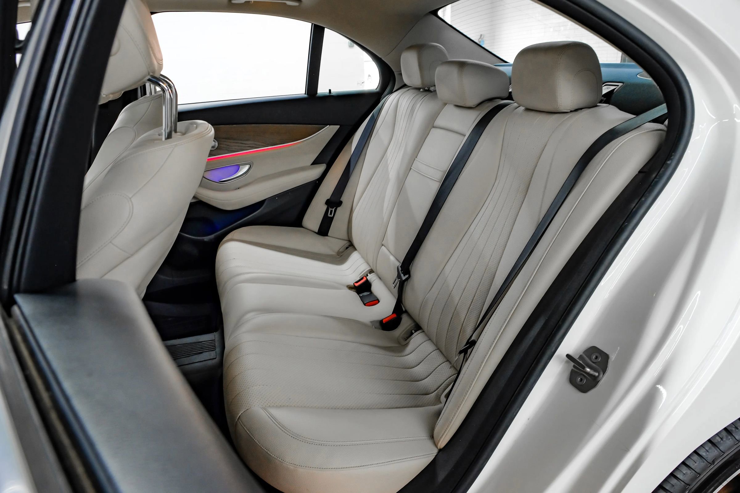 Used 2018 Mercedes-Benz E 300 w/ Premium 1 Package image 46