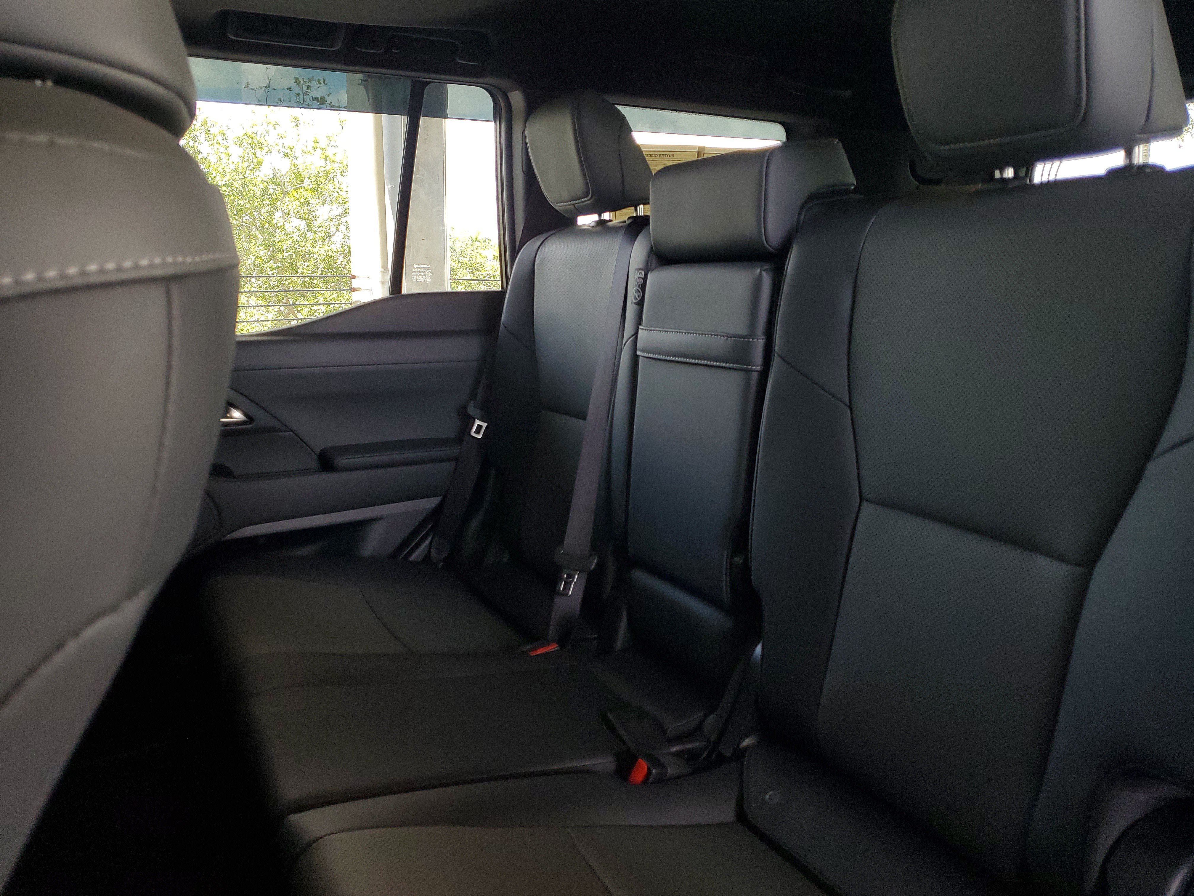 Used 2024 Lexus GX 550 w/ Cold Area Package AWD/4WD image 8
