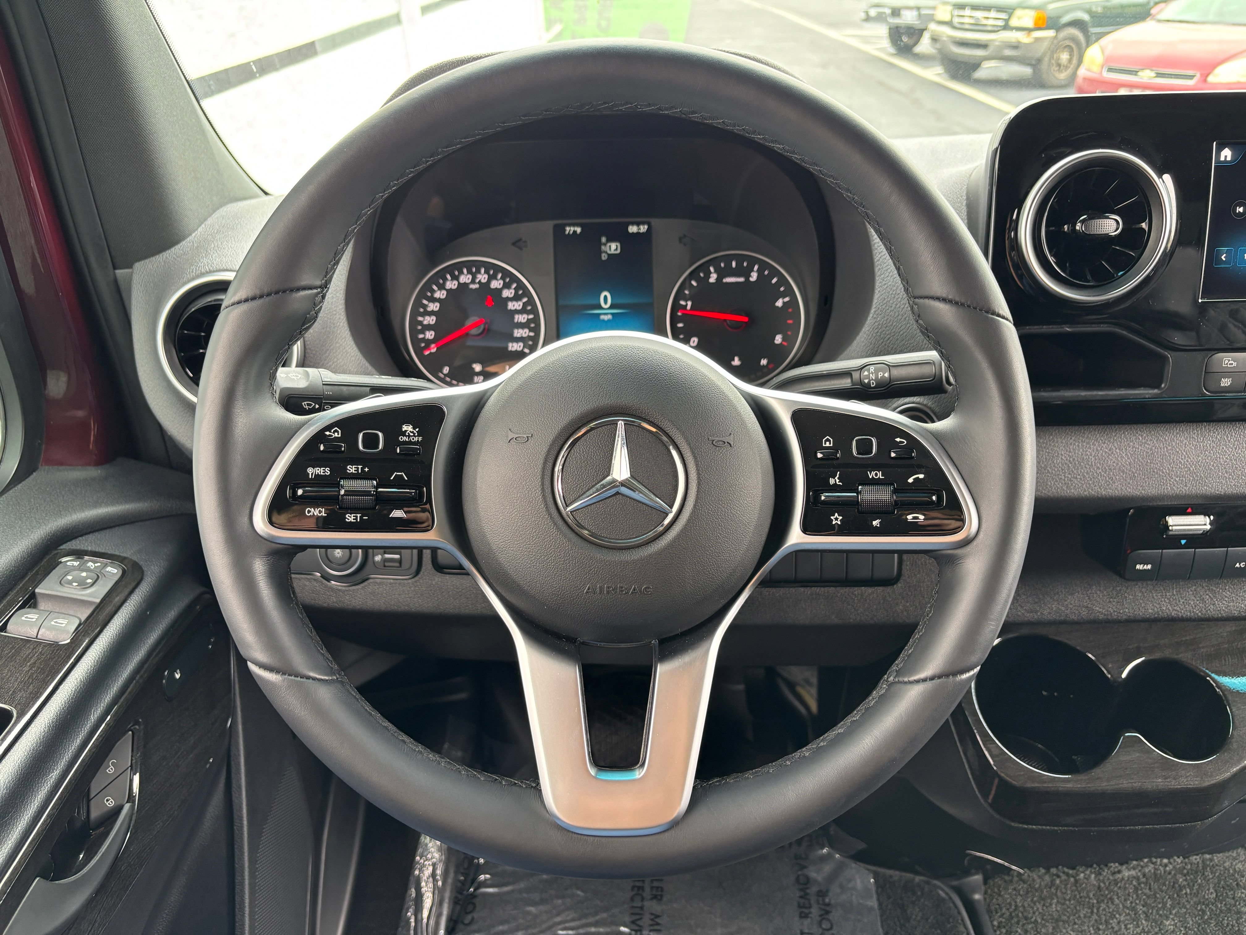 Used 2024 Mercedes-Benz Sprinter 2500 image 28