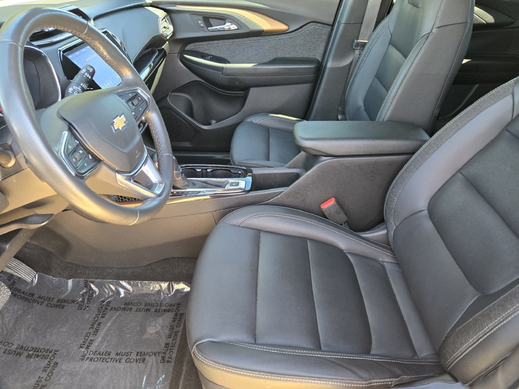 Used 2022 Chevrolet TrailBlazer ACTIV w/ Sun and Liftgate Package FWD image 13