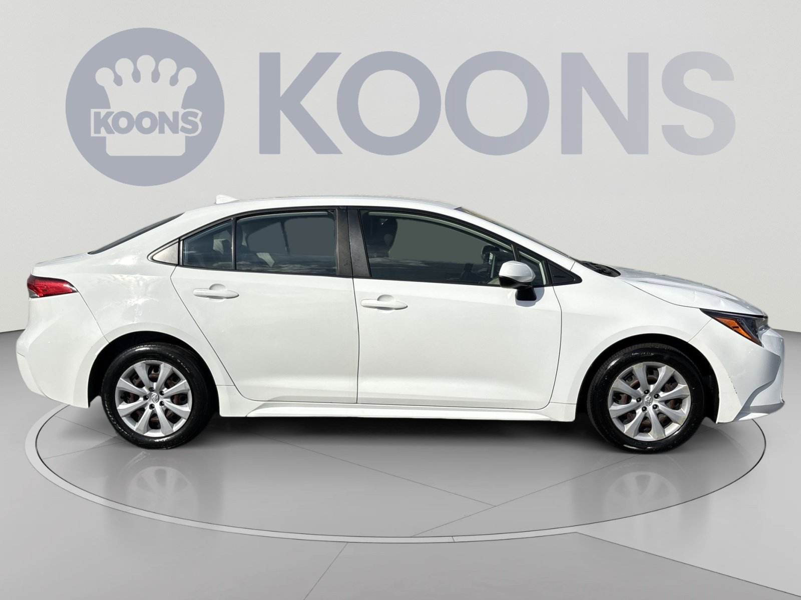 Used 2021 Toyota Corolla LE FWD image 8