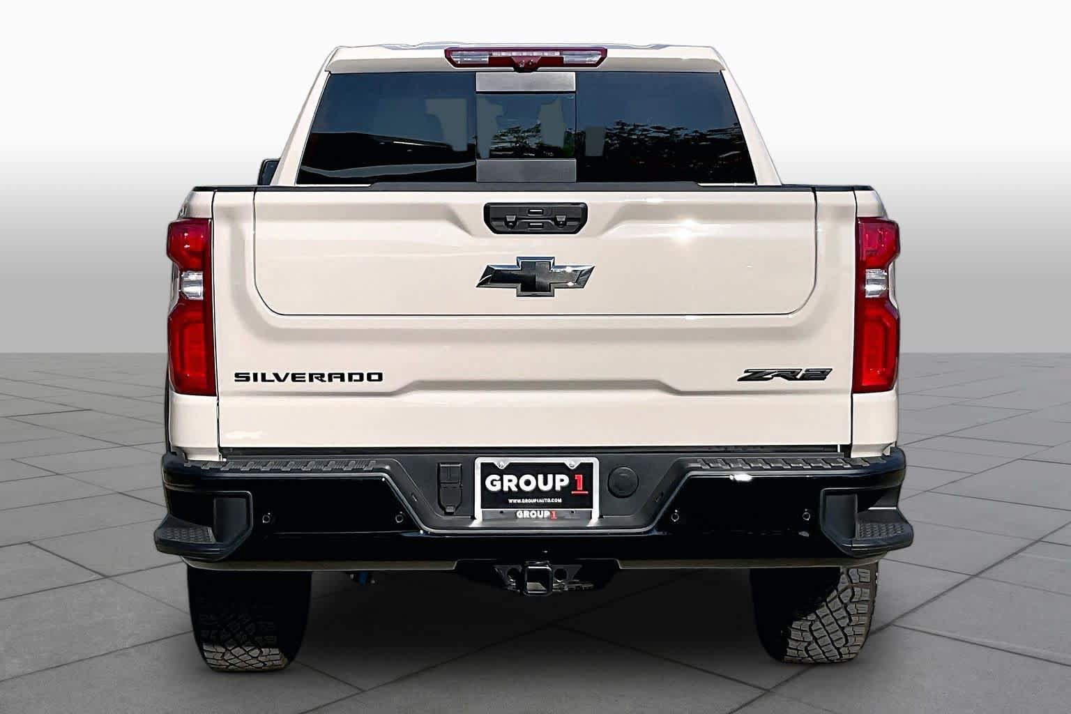 Used 2026 Chevrolet Silverado 1500 ZR2 w/ Dark Appearance Package AWD/4WD image 5