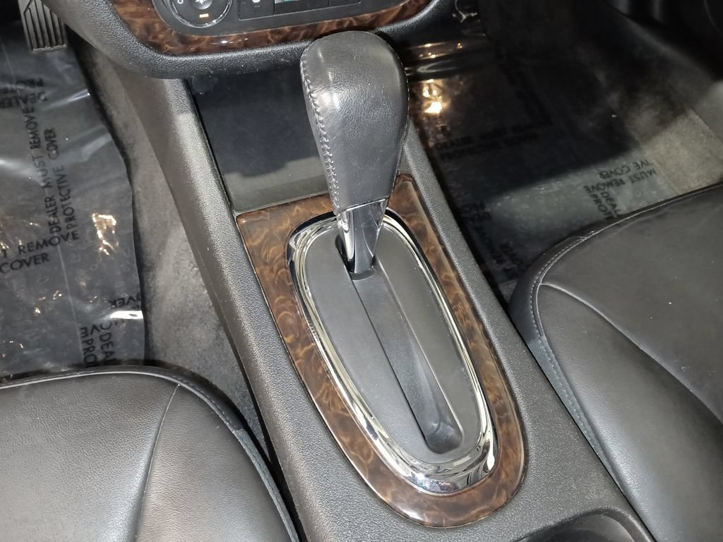 Used 2013 Chevrolet Impala LTZ FWD image 19