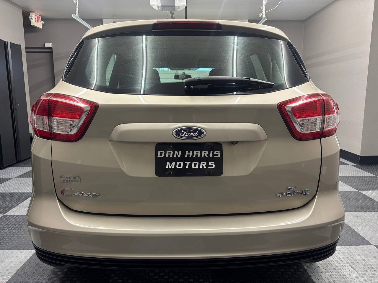 Used 2017 Ford C-MAX SE FWD image 9