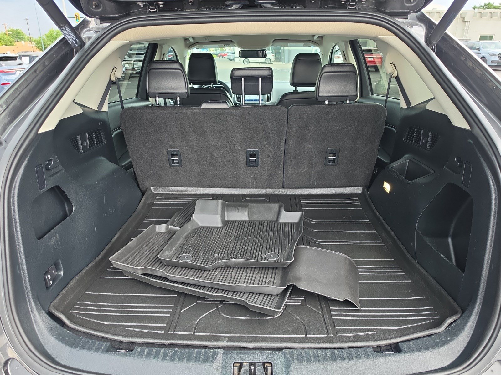 Used 2020 Ford Edge SEL w/ Convenience Package AWD/4WD image 16