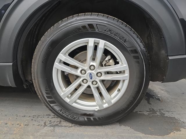 Used 2023 Ford Explorer XLT w/ Equipment Group 202A image 14