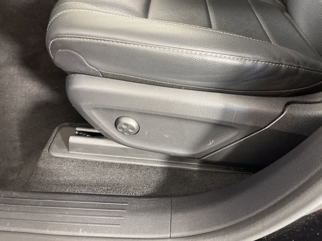 Used 2022 Mercedes-Benz GLS 450 4MATIC image 28