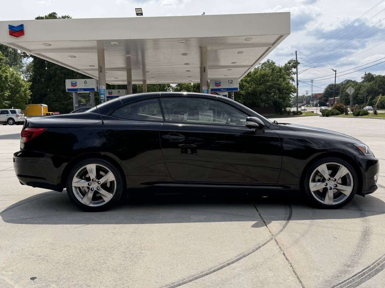 Used 2011 Lexus IS 250C w/ Luxury Pkg RWD image 19