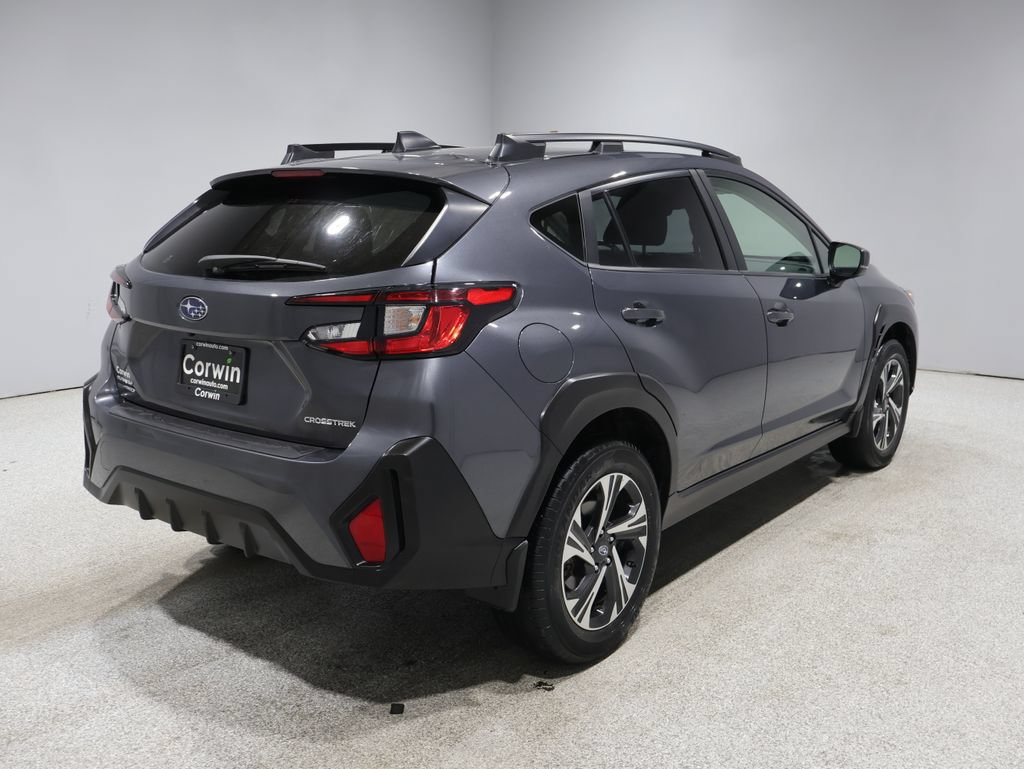 Used 2024 Subaru Crosstrek 2.0i Premium AWD/4WD image 2