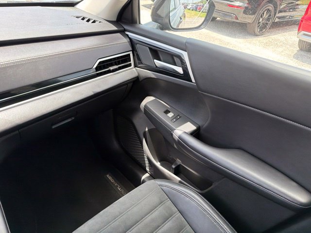 Used 2023 Mitsubishi Outlander SE FWD image 18