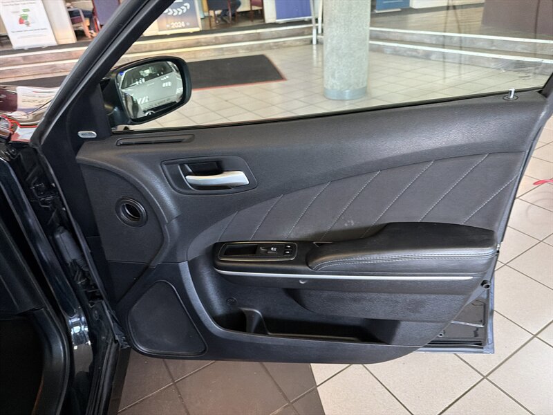 Used 2020 Dodge Charger Scat Pack RWD image 28